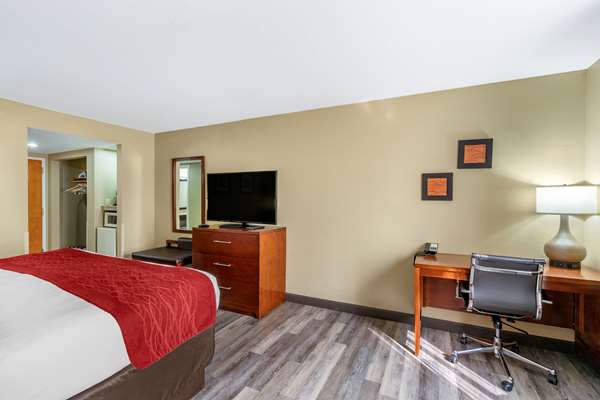  - Comfort Inn Six Flags Pacific