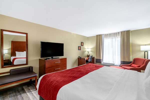  - Comfort Inn Six Flags Pacific