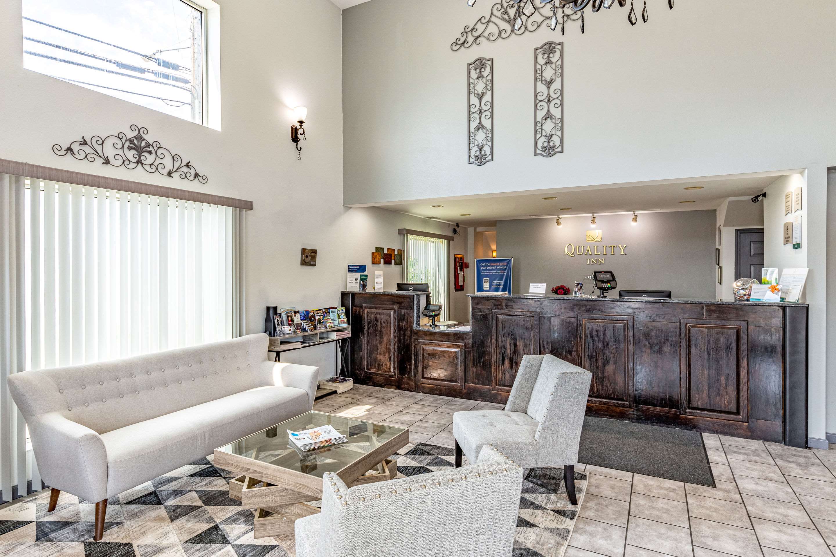 Hotel lobby | Quality Inn Branson - Hwy 76 Central