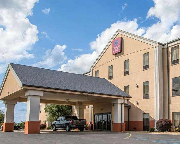 Exterior view - Comfort Suites Jefferson City