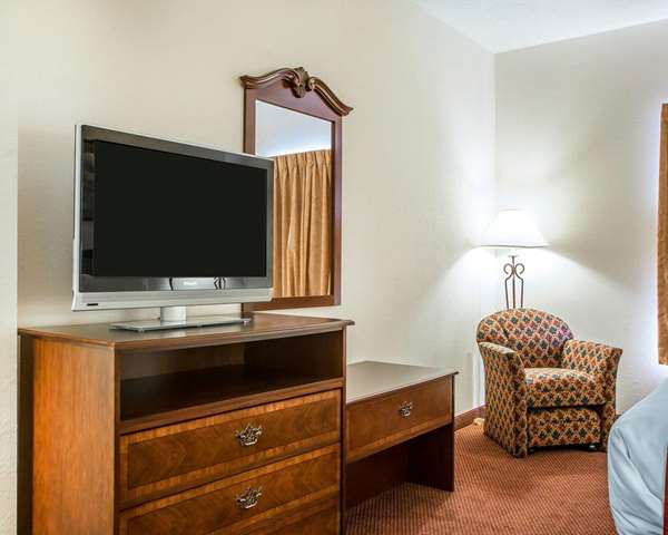 Suite - Comfort Suites Jefferson City