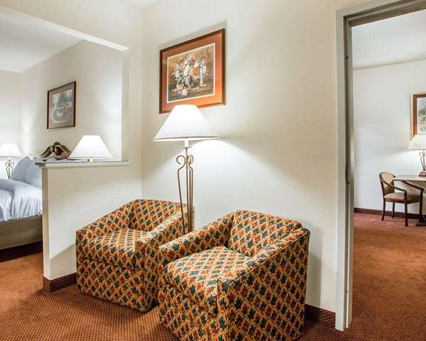 Suite - Comfort Suites Jefferson City