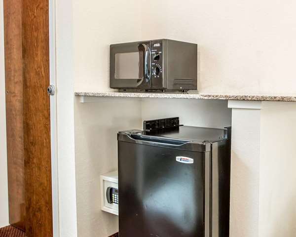 Suite - Comfort Suites Jefferson City