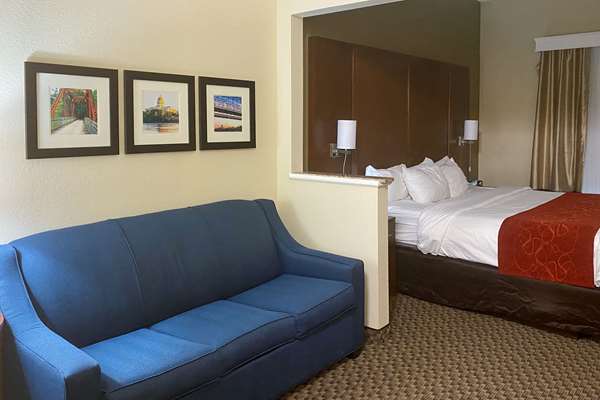 Suite - Comfort Suites Jefferson City
