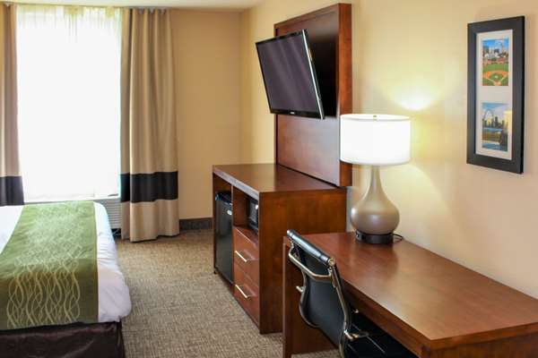 Suite - Comfort Inn & Suites Chesterfield
