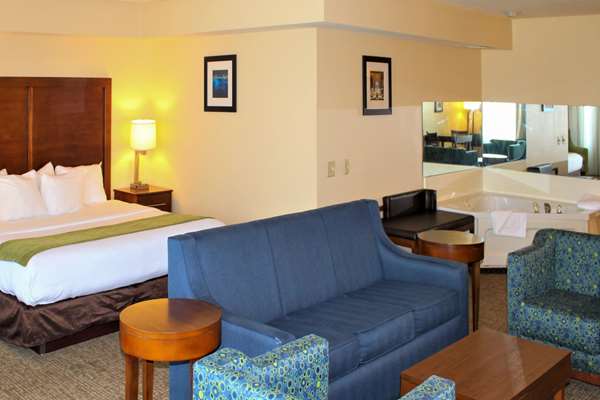 Suite - Comfort Inn & Suites Chesterfield