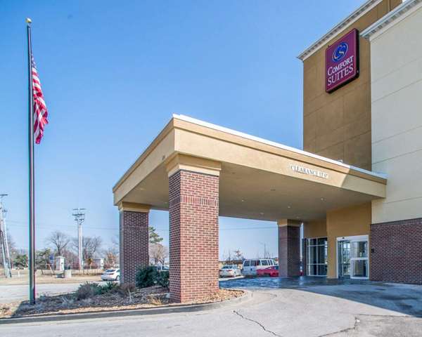 Exterior view - Comfort Suites Columbia - I-70, Exit 125