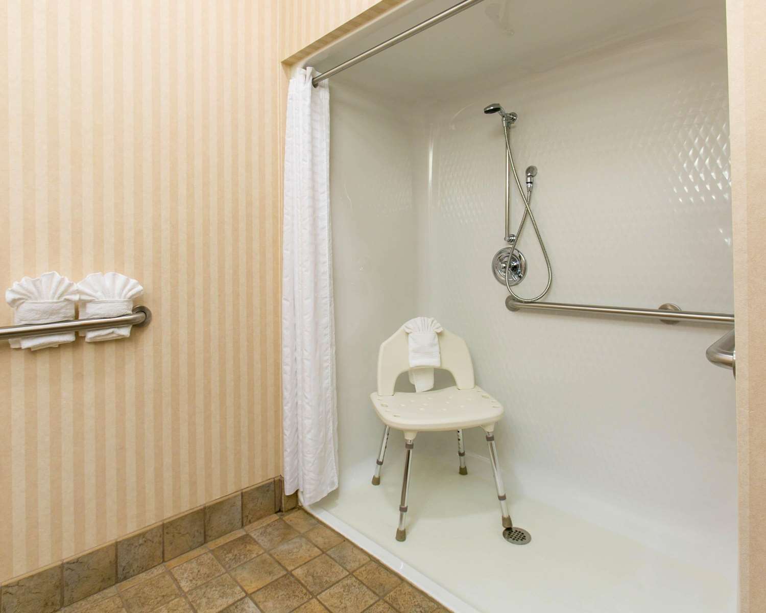 Comfort Inn Warrensburg Mo See Discounts