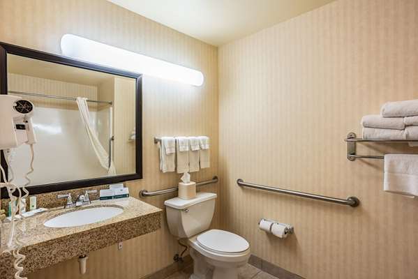 Suite - Quality Inn & Suites Hannibal