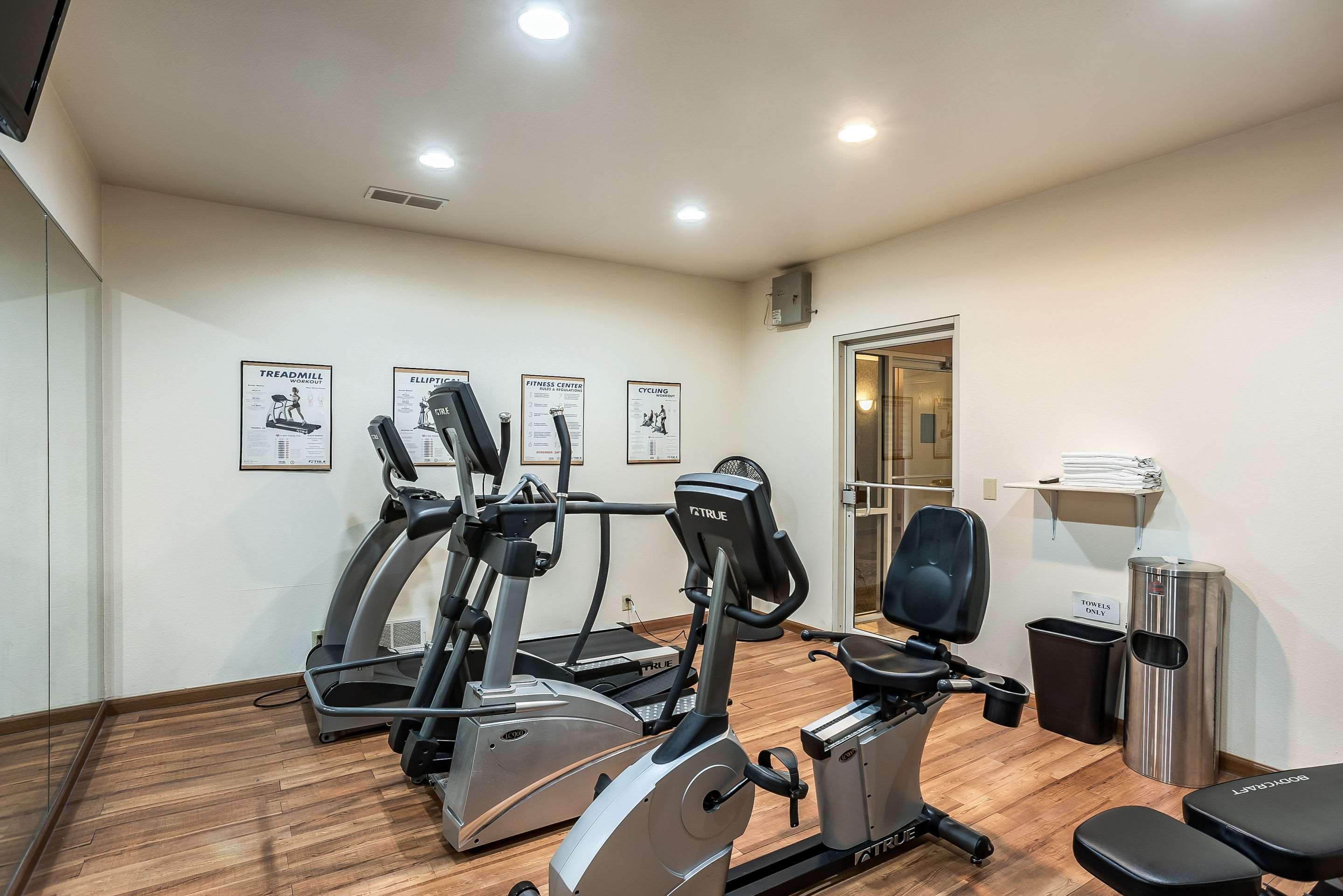 Fitness center | Quality Inn & Suites Hannibal