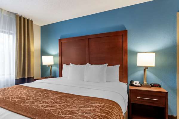 Suite - Comfort Inn & Suites Lee's Summit - I-470, Exit 12