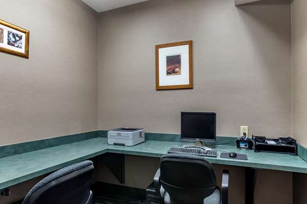 Conference Area - Comfort Inn & Suites Lee's Summit - I-470, Exit 12