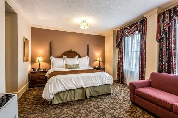 Suite - Hotel Bothwell Sedalia