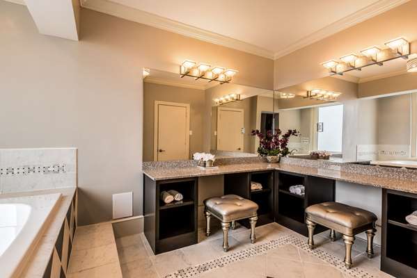  - Hotel Bothwell Sedalia