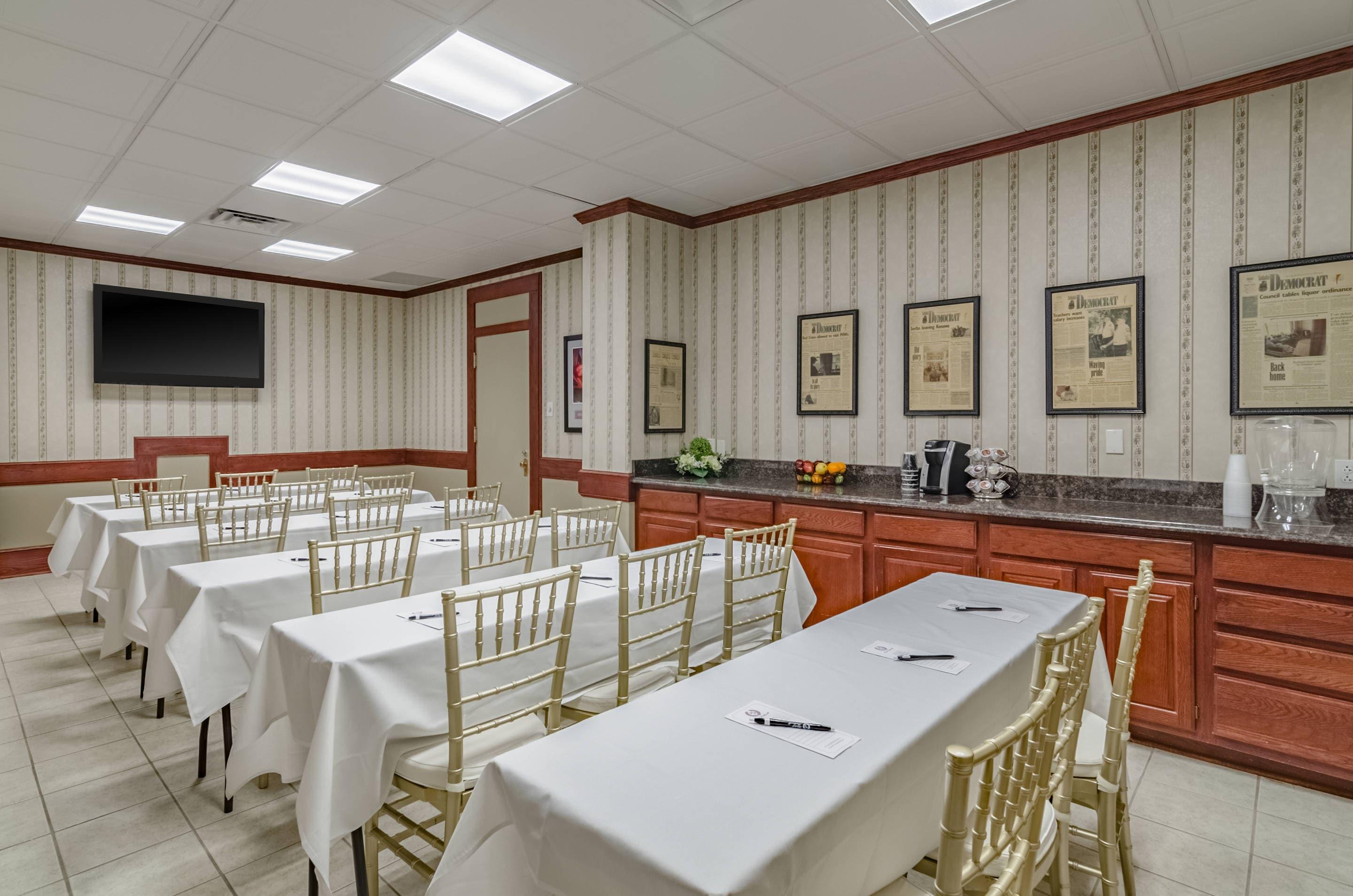 Boardroom | Hotel Bothwell Sedalia Central District, Ascend Hotel Collection