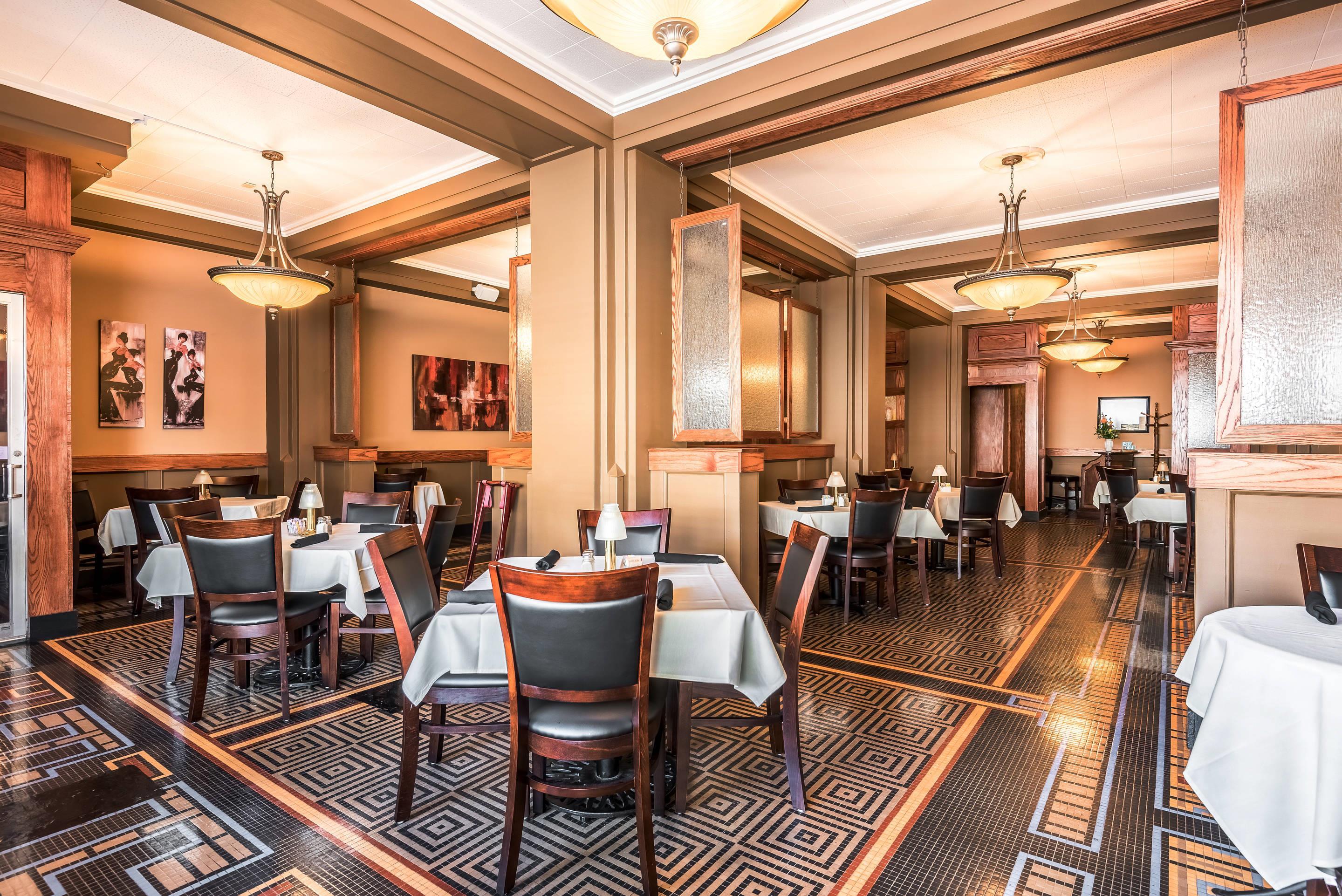 On-site restaurant | Hotel Bothwell Sedalia Central District, Ascend Hotel Collection
