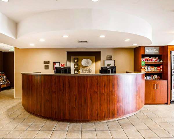  - Comfort Suites Independence - I-70, Exit 17