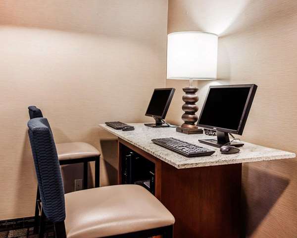 Conference Area - Comfort Suites Independence - I-70, Exit 17