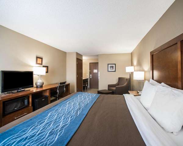 Cool Comfort Inn Suites Hazelwood Gallery