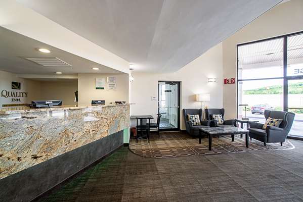  - Quality Inn near Six Flags Pacific - I-44, Exit 257