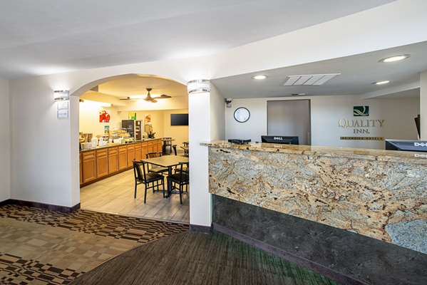  - Quality Inn near Six Flags Pacific - I-44, Exit 257