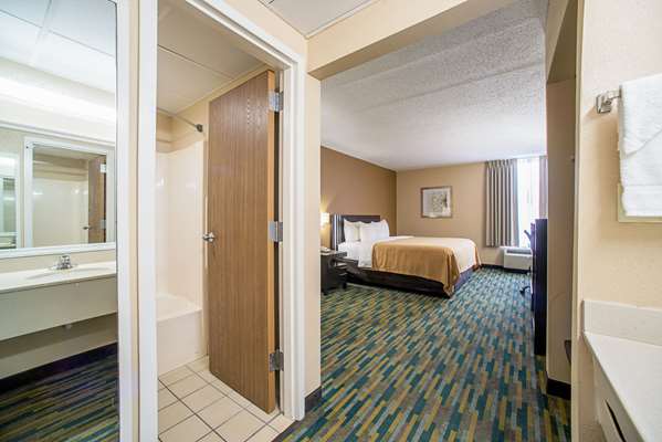  - Quality Inn near Six Flags Pacific - I-44, Exit 257
