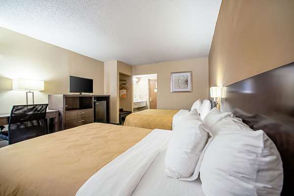  - Quality Inn near Six Flags Pacific - I-44, Exit 257