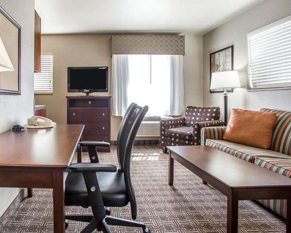 Suite - MainStay Suites St Robert