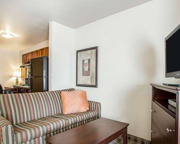 Suite - MainStay Suites St Robert