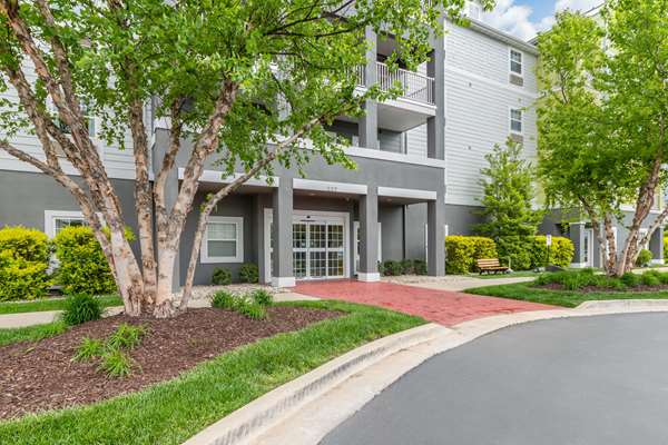 Exterior view - MainStay Suites St Robert