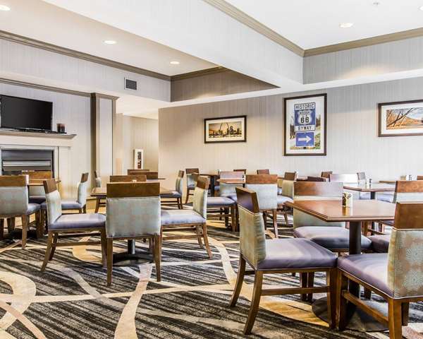 Amenities - Comfort Inn Sullivan