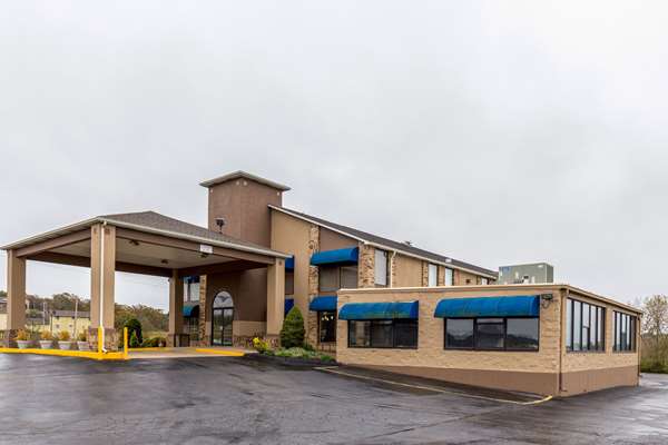 Exterior view - Quality Inn Rolla