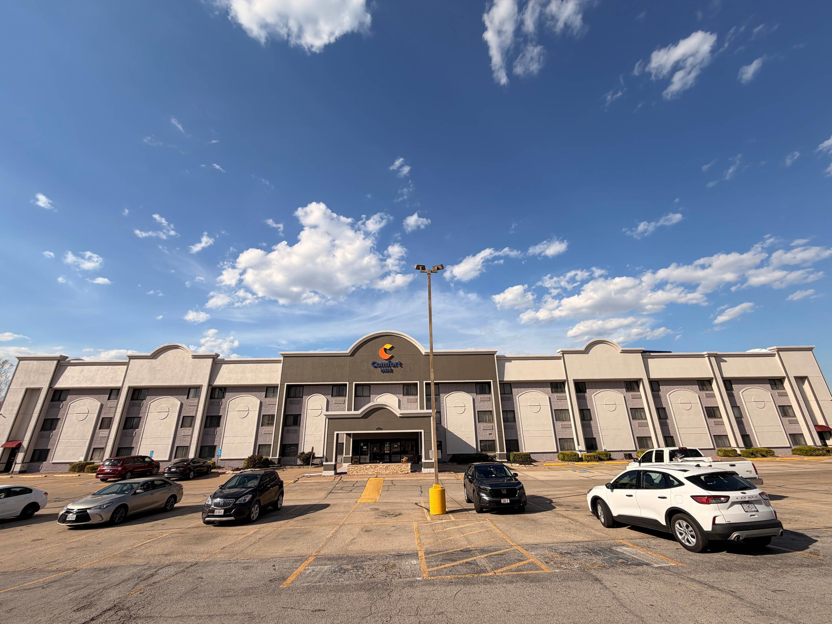 Hotel exterior | Comfort Inn Festus-St Louis South