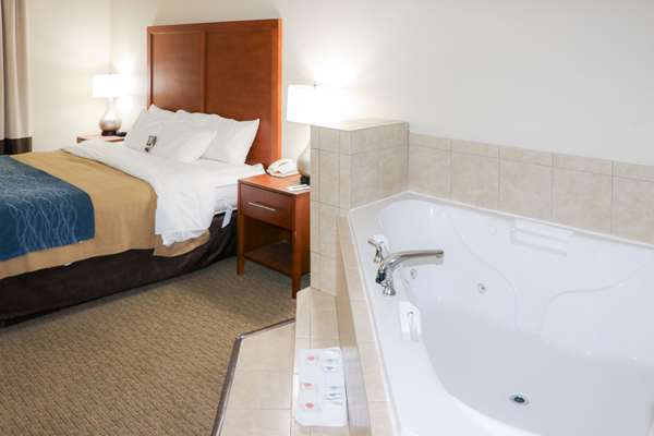 Suite - Comfort Inn & Suites Sikeston - I-55, Exit 67