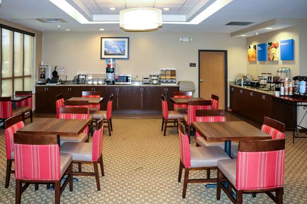 Amenities - Comfort Inn & Suites Sikeston - I-55, Exit 67
