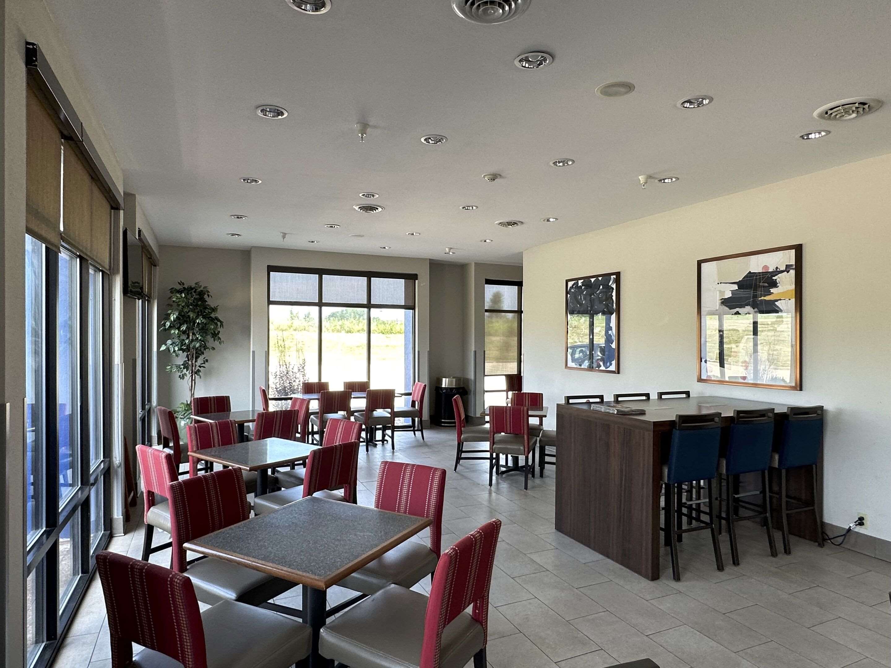 Breakfast area