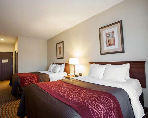  - Comfort Inn & Suites Harrisonville