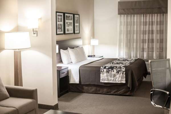 Suite - Sleep Inn & Suites Liberty - I-35, Exit 17