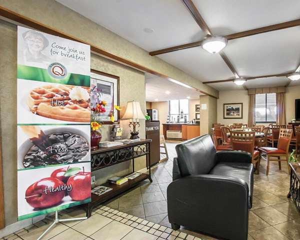  - Quality Inn & Suites North Glenstone Springfield - I-44, Exit 80