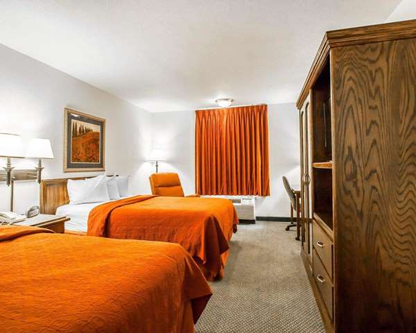  - Quality Inn & Suites North Glenstone Springfield - I-44, Exit 80