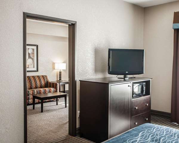 Suite - Comfort Inn East Lee's Summit