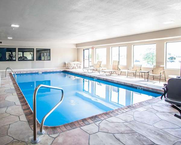 Pool - Comfort Inn East Lee's Summit