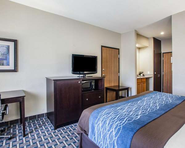  - Comfort Inn East Lee's Summit