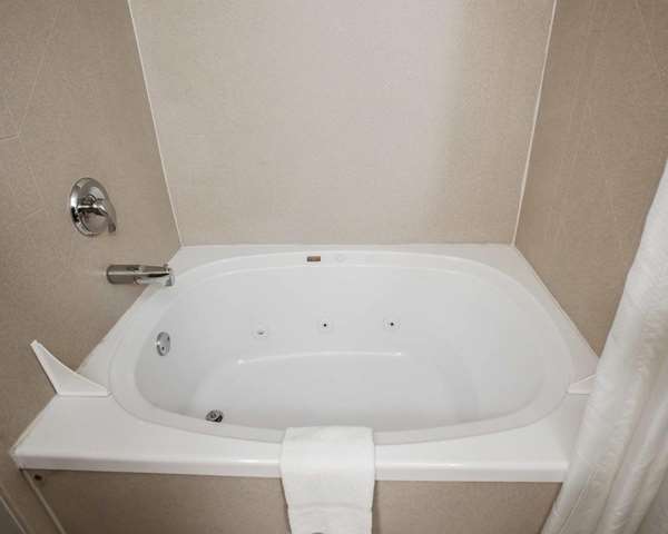  - Comfort Inn East Lee's Summit