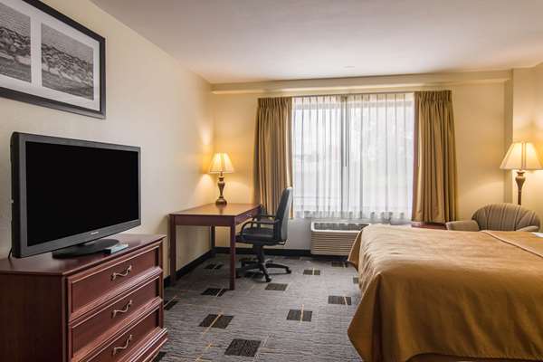  - Quality Inn Foristell - I-70, Exit 203