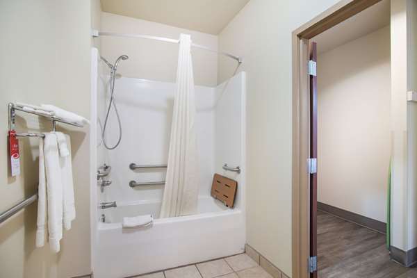  - Econo Lodge Anderson - I-49, Exit 10