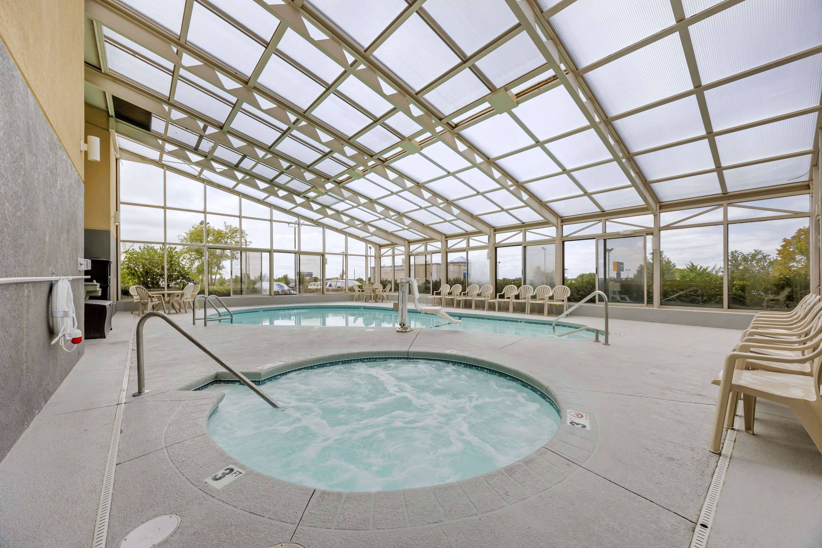 Indoor pool with hot tub