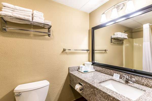  - Quality Inn West Plains