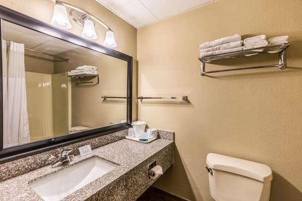  - Quality Inn West Plains