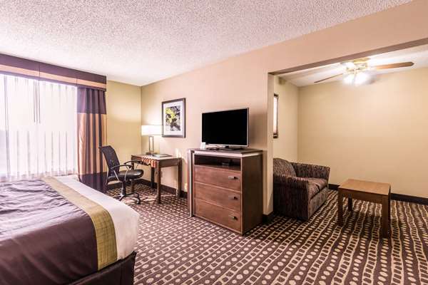  - Quality Inn West Plains